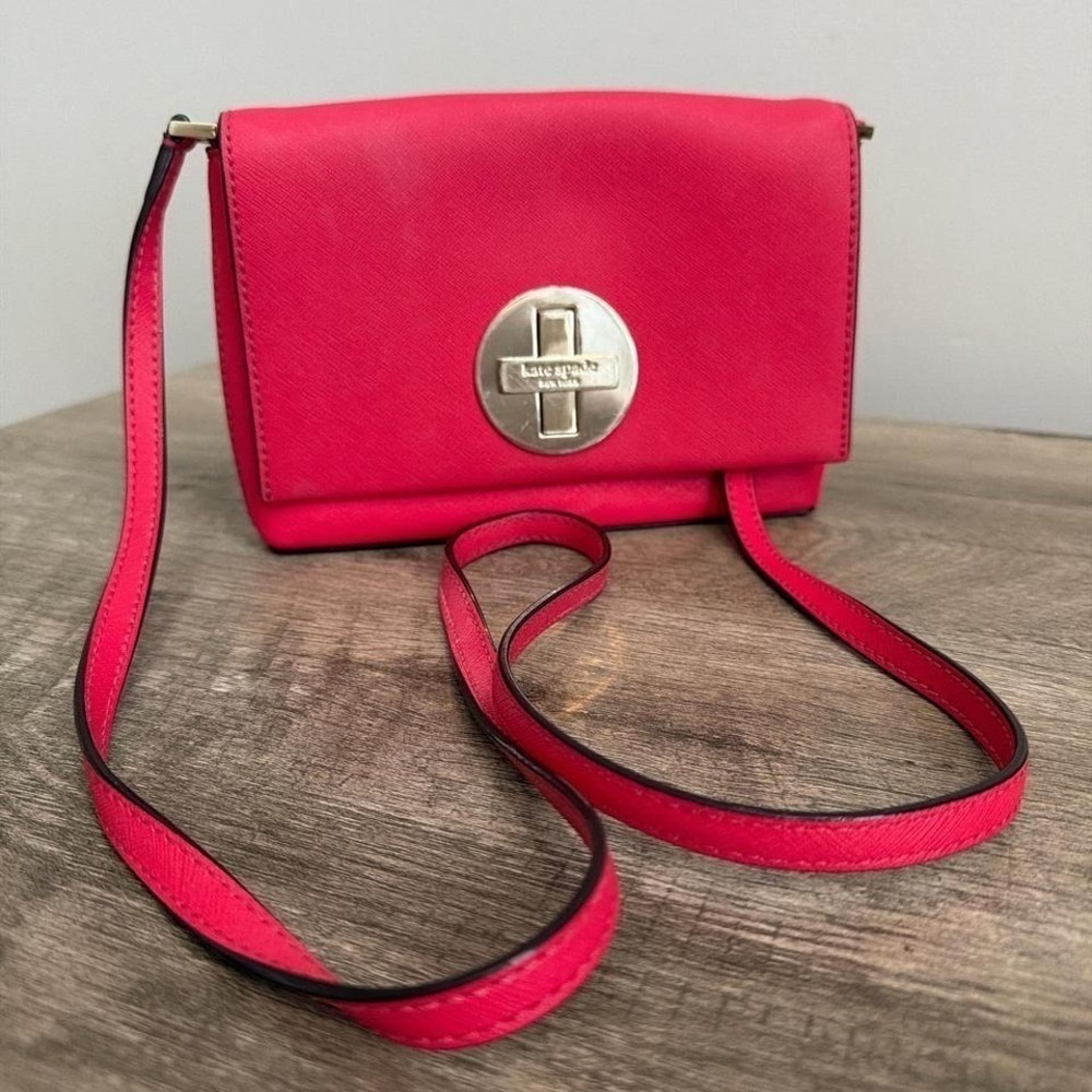 Kate Spade Newbury Lane Pink Leather Crossbody Gold‎ Logo Purse Shoulder Bag
